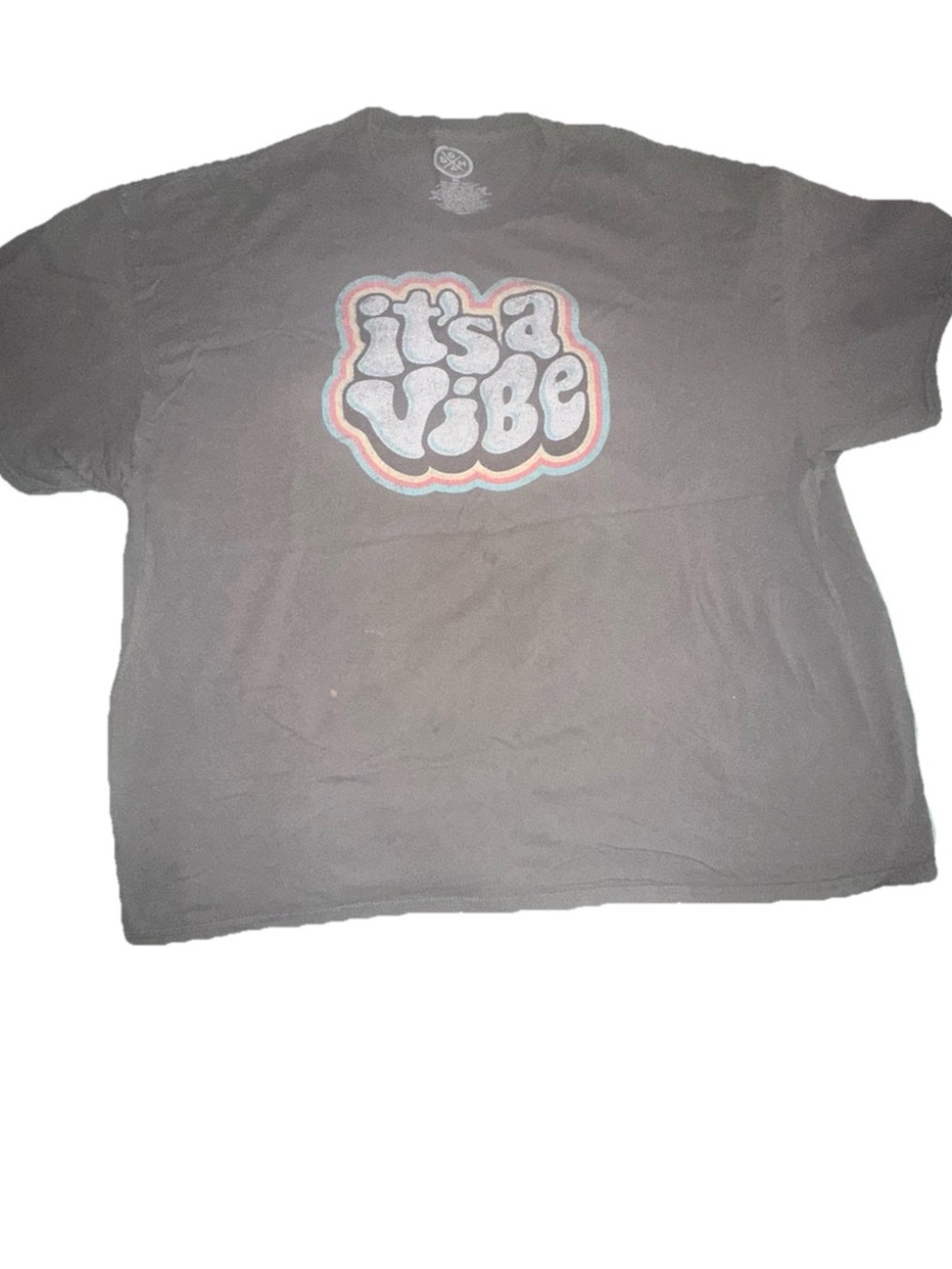 MEN "It's a Vibe" Graphic Tee - Black